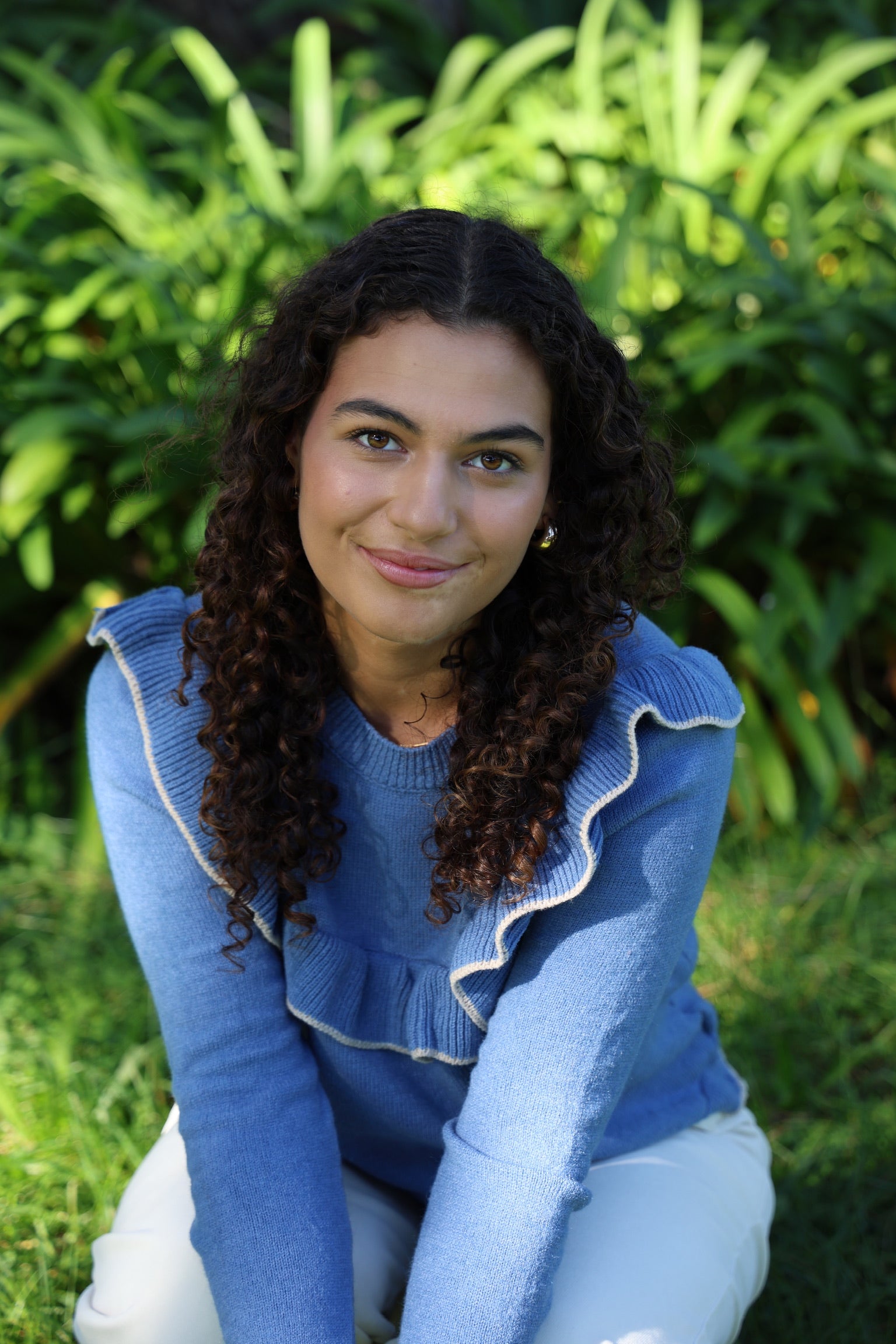 Camisola malha azul com folhos