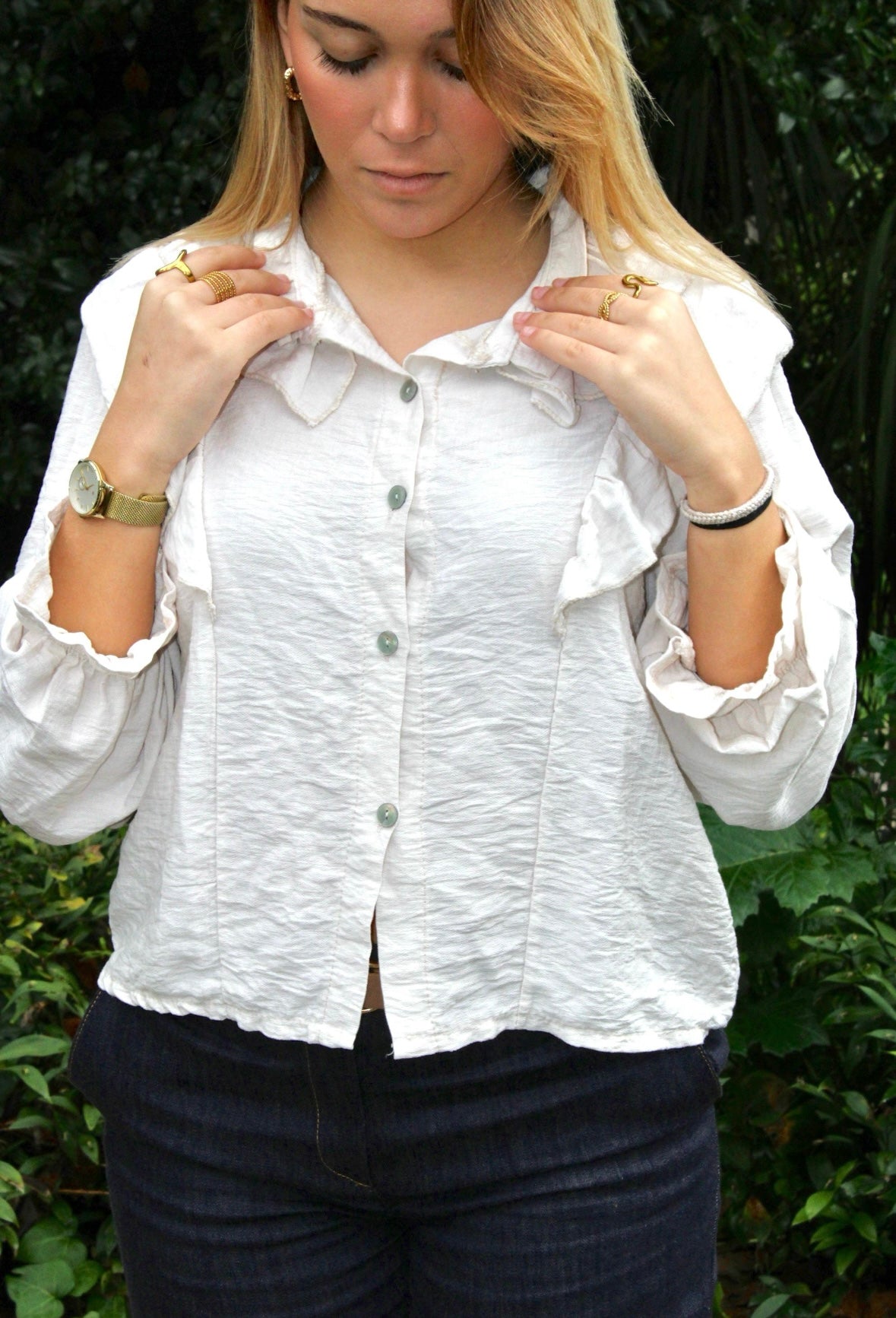 Camisa folhos branca