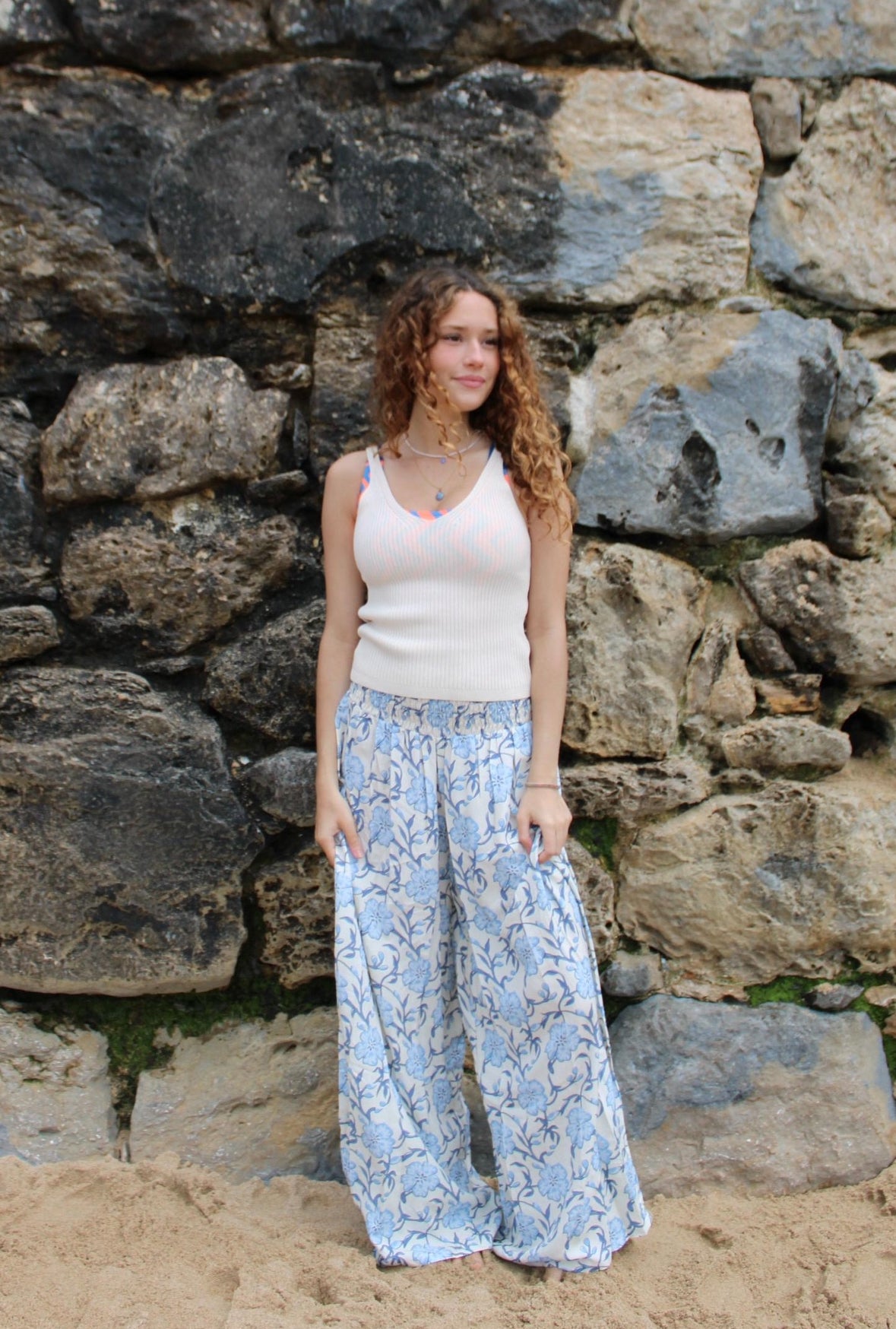 Calças fluidas azuis