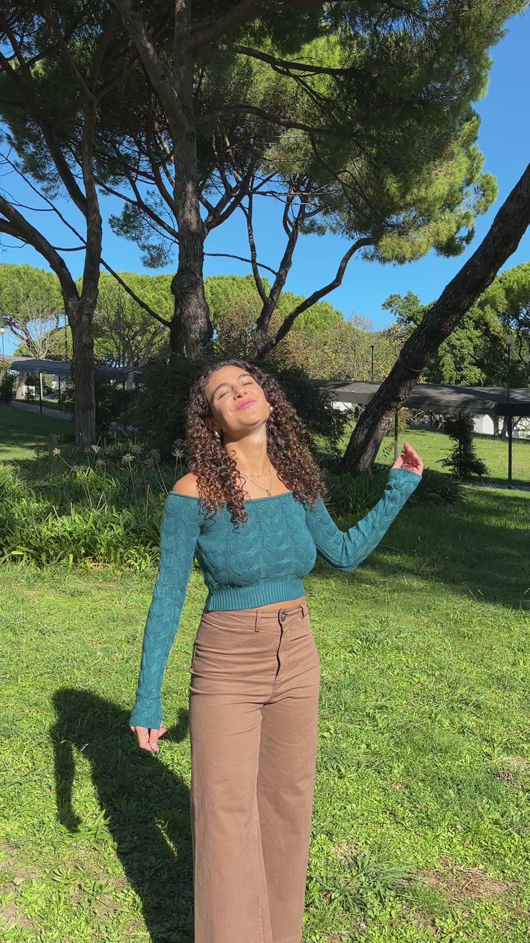 Camisola malha azul petroleo